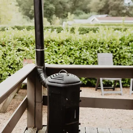 Het Goudhaantje شاليه *